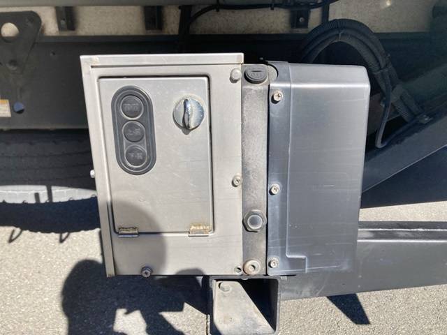 日野レンジャーアルミウイング中型（4t）[写真18]