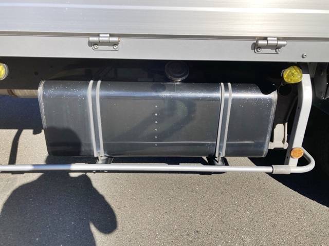 日野レンジャーアルミウイング中型（4t）[写真21]