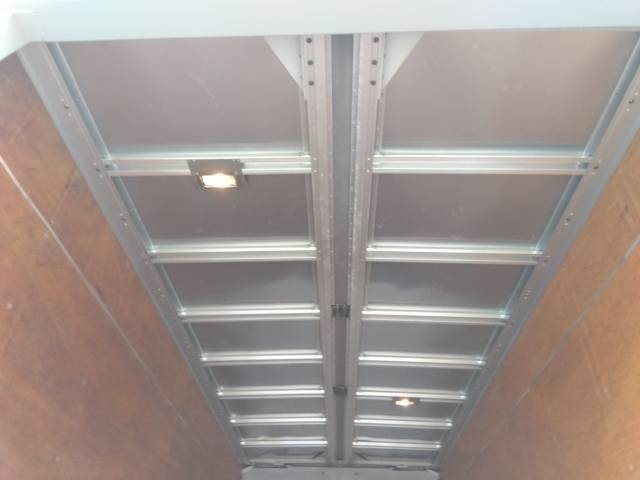 いすゞエルフアルミウイング小型（2t・3t）[写真15]