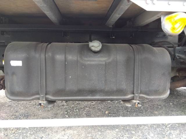 いすゞエルフアルミウイング小型（2t・3t）[写真21]