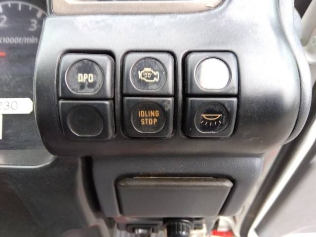 いすゞエルフアルミウイング小型（2t・3t）[写真37]