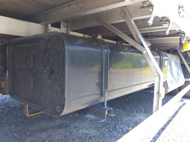 三菱ふそうファイターアルミブロック中型（4t）[写真18]