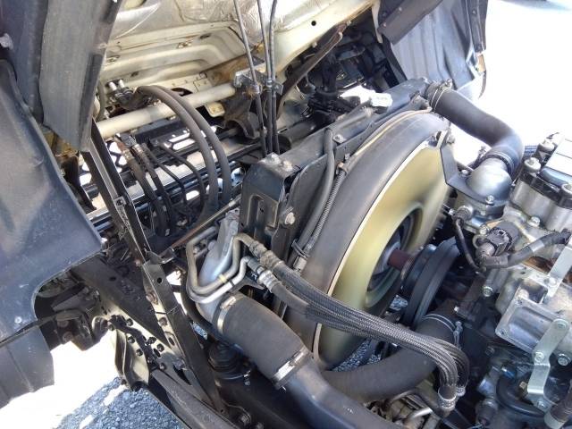 三菱ふそうファイターアルミブロック中型（4t）[写真22]