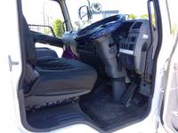 三菱ふそうファイターアルミブロック中型（4t）[写真31]