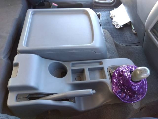 三菱ふそうファイターアルミブロック中型（4t）[写真38]