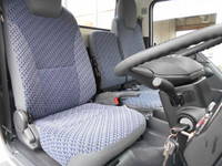 日産アトラス平ボディ小型（2t・3t）[写真22]