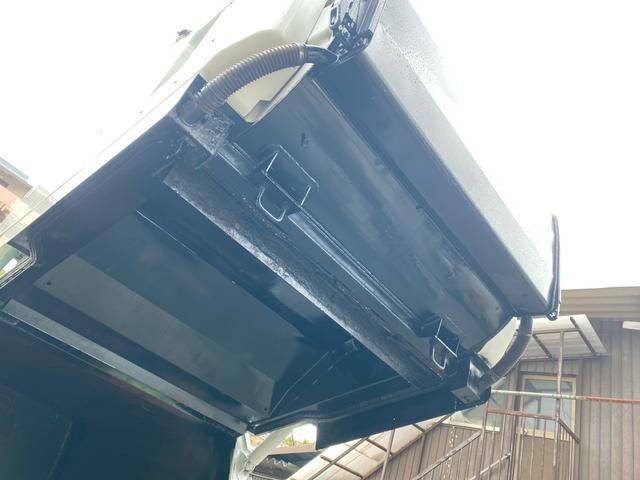 いすゞエルフパッカー車（塵芥車）小型（2t・3t）[写真13]