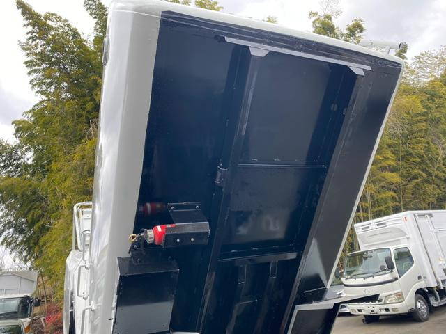 いすゞエルフパッカー車（塵芥車）小型（2t・3t）[写真15]