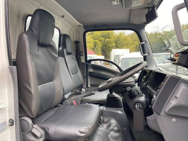 いすゞエルフパッカー車（塵芥車）小型（2t・3t）[写真21]