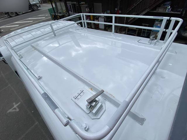 いすゞエルフパッカー車（塵芥車）小型（2t・3t）[写真09]