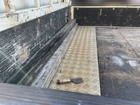 三菱ふそうキャンター平ボディ小型（2t・3t）[写真11]