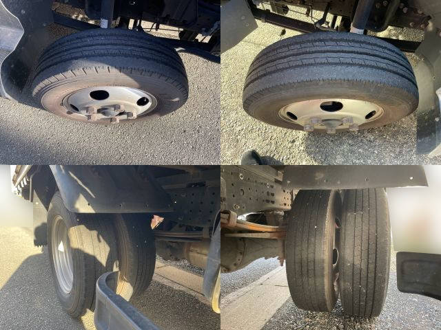 三菱ふそうキャンター平ボディ小型（2t・3t）[写真12]