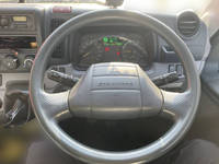 三菱ふそうキャンター平ボディ小型（2t・3t）[写真27]