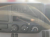 三菱ふそうキャンター平ボディ小型（2t・3t）[写真29]