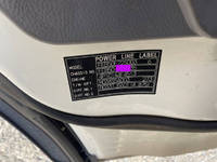 三菱ふそうキャンター平ボディ小型（2t・3t）[写真32]