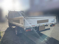 三菱ふそうキャンター平ボディ小型（2t・3t）[写真04]