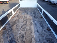 三菱ふそうファイター平ボディ中型（4t）[写真16]