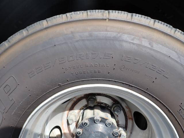 三菱ふそうファイター平ボディ中型（4t）[写真25]