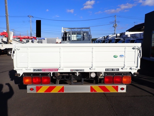 三菱ふそうファイター平ボディ中型（4t）[写真07]