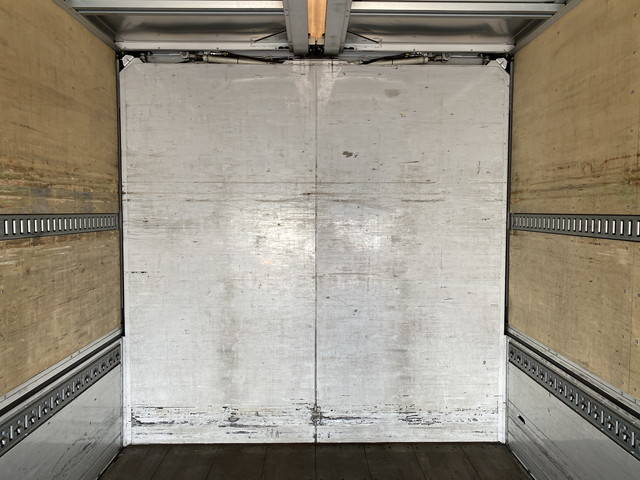 日野レンジャーアルミウイング中型（4t）[写真14]