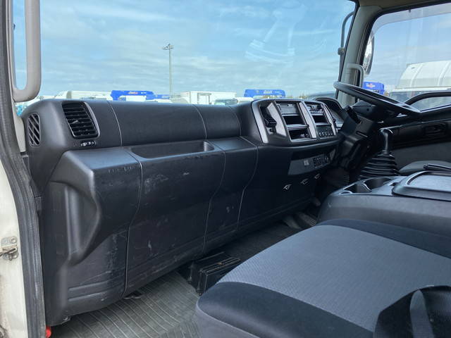 日野レンジャーアルミウイング中型（4t）[写真31]