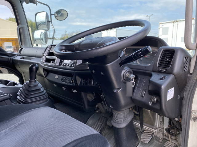 日野レンジャーアルミウイング中型（4t）[写真32]