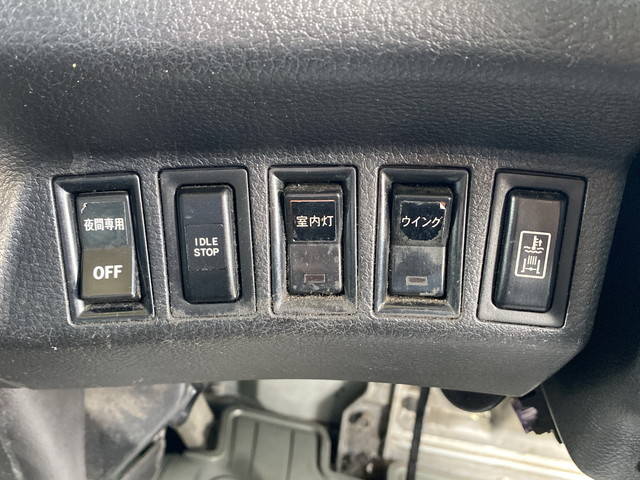 日野レンジャーアルミウイング中型（4t）[写真36]