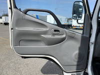 日野デュトロ冷凍車（冷蔵車）小型（2t・3t）[写真24]