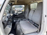 日野デュトロ冷凍車（冷蔵車）小型（2t・3t）[写真26]