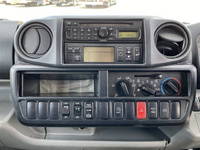 日野デュトロ冷凍車（冷蔵車）小型（2t・3t）[写真35]