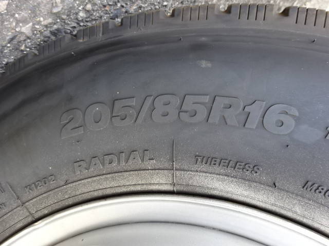 いすゞエルフアルミバン小型（2t・3t）[写真19]