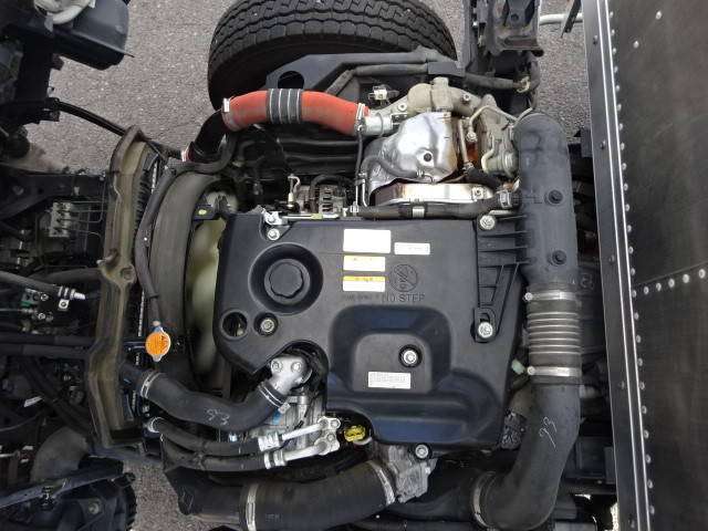 いすゞエルフアルミバン小型（2t・3t）[写真23]