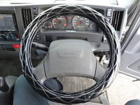 いすゞエルフアルミバン小型（2t・3t）[写真30]