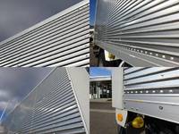 いすゞエルフアルミバン小型（2t・3t）[写真40]