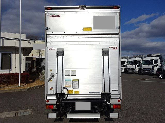 いすゞエルフアルミバン小型（2t・3t）[写真08]