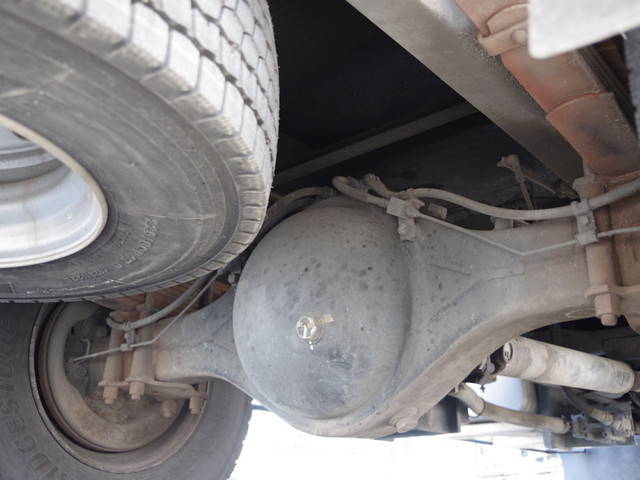 UDトラックスコンドルパッカー車（塵芥車）中型（4t）[写真12]