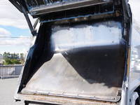 UDトラックスコンドルパッカー車（塵芥車）中型（4t）[写真15]