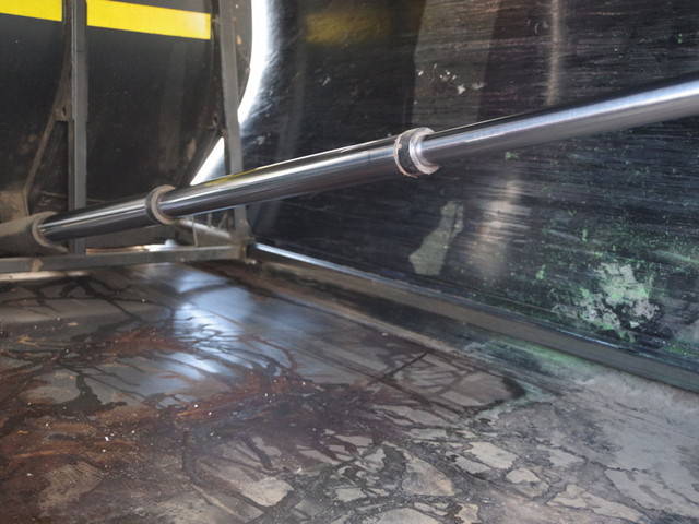 UDトラックスコンドルパッカー車（塵芥車）中型（4t）[写真16]