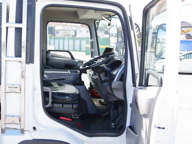 UDトラックスコンドルパッカー車（塵芥車）中型（4t）[写真35]