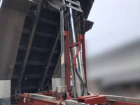 日野プロフィアダンプ大型（10t）[写真15]