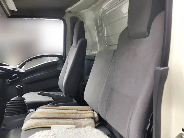 マツダタイタンアルミバン小型（2t・3t）[写真28]