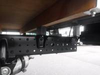 三菱ふそうキャンター平ボディ小型（2t・3t）[写真17]