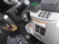 三菱ふそうキャンター平ボディ小型（2t・3t）[写真18]