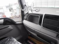 三菱ふそうキャンター平ボディ小型（2t・3t）[写真06]