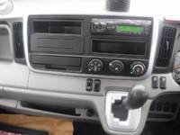 三菱ふそうキャンター平ボディ小型（2t・3t）[写真07]