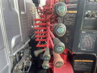 いすゞエルフクレーン3段小型（2t・3t）[写真15]