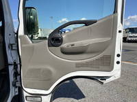 日産アトラスパネルバン小型（2t・3t）[写真25]