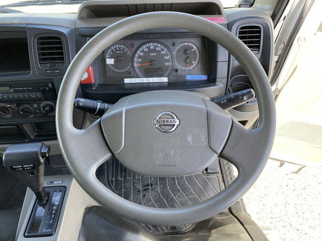 日産アトラスパネルバン小型（2t・3t）[写真31]