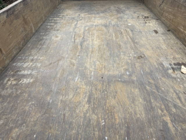 いすゞエルフダンプ小型（2t・3t）[写真12]