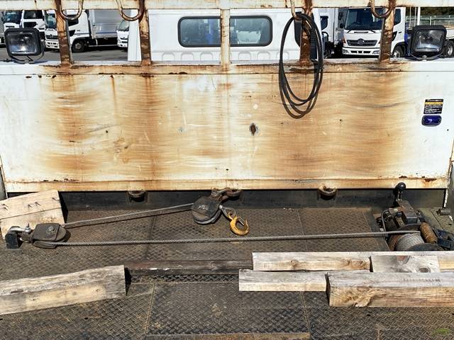 三菱ふそうキャンターセーフティローダー小型（2t・3t）[写真13]